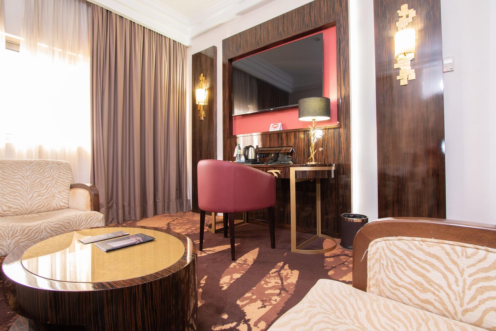 Hotel Fleur De Lys Plateau Dakar Buitenkant foto