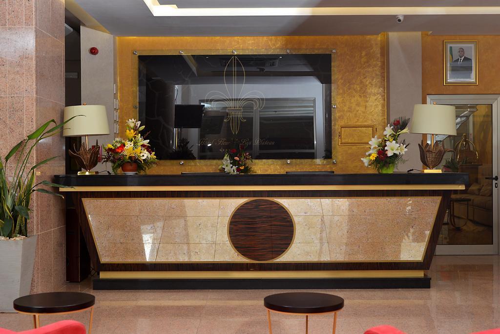 Hotel Fleur De Lys Plateau Dakar Buitenkant foto