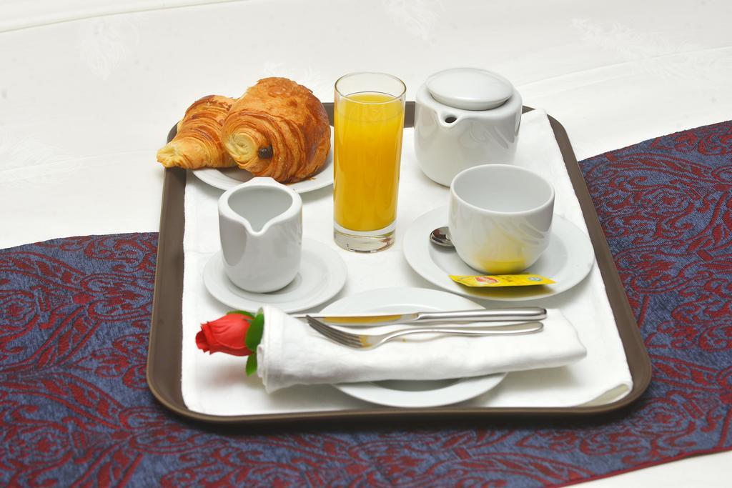 Hotel Fleur De Lys Plateau Dakar Buitenkant foto