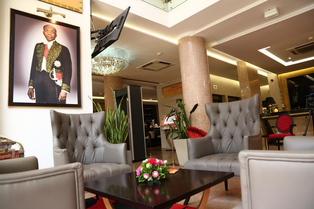 Hotel Fleur De Lys Plateau Dakar Buitenkant foto
