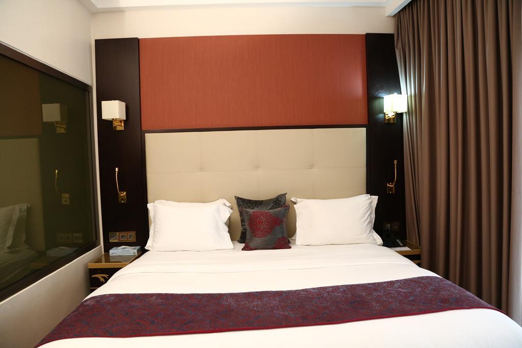 Hotel Fleur De Lys Plateau Dakar Buitenkant foto